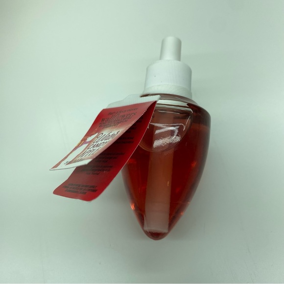 Bath and Bodyworks Winter Candy Apply Wallflower Refill - Picture 2 of 5